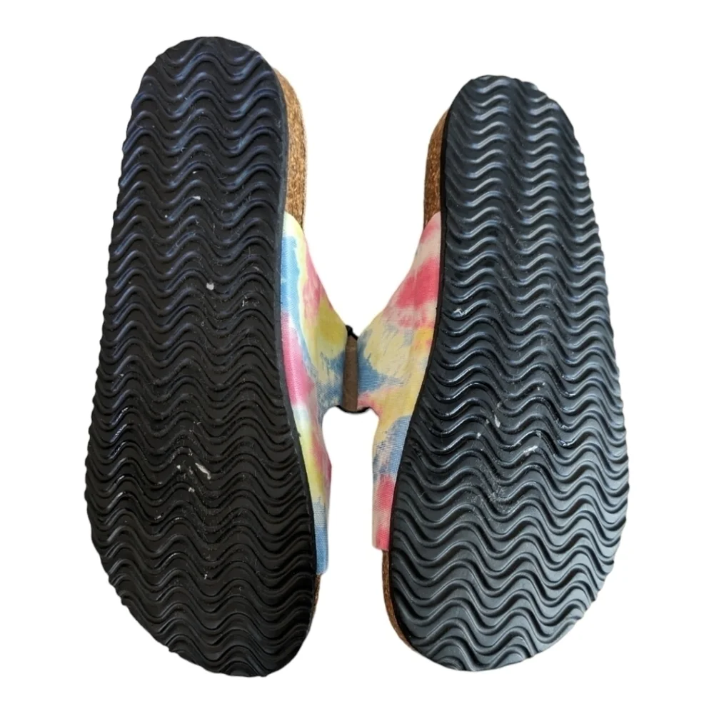 Khombu Tie Dye Rare Color Renee Sandals Clogs Slides Sz 4 NWOT